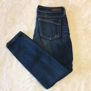 🔥Express Medium Wash Legging Jeans